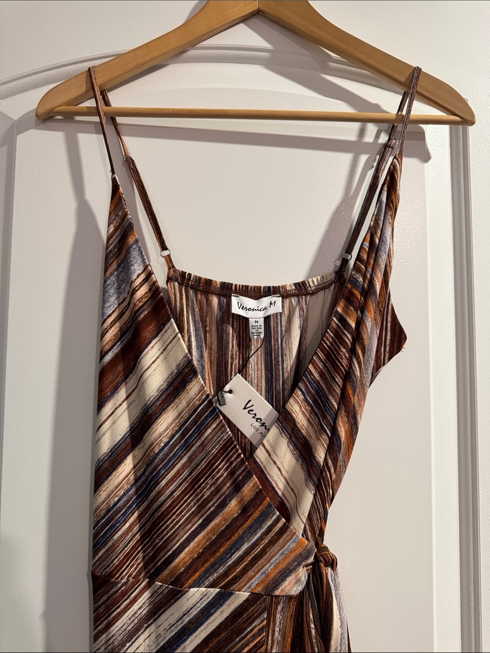 NWT Veronica M Brown & Cream Striped Asymmetrical Wrap Dress Size Medium - Picture 3 of 7